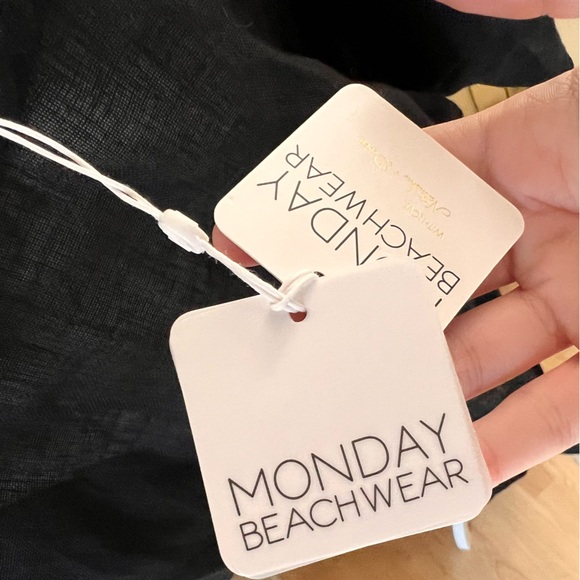 MONDAY SWIMWEAR Black Linen‎ Sorrento Caftan Coverup Size M/L NWT - Picture 7 of 12